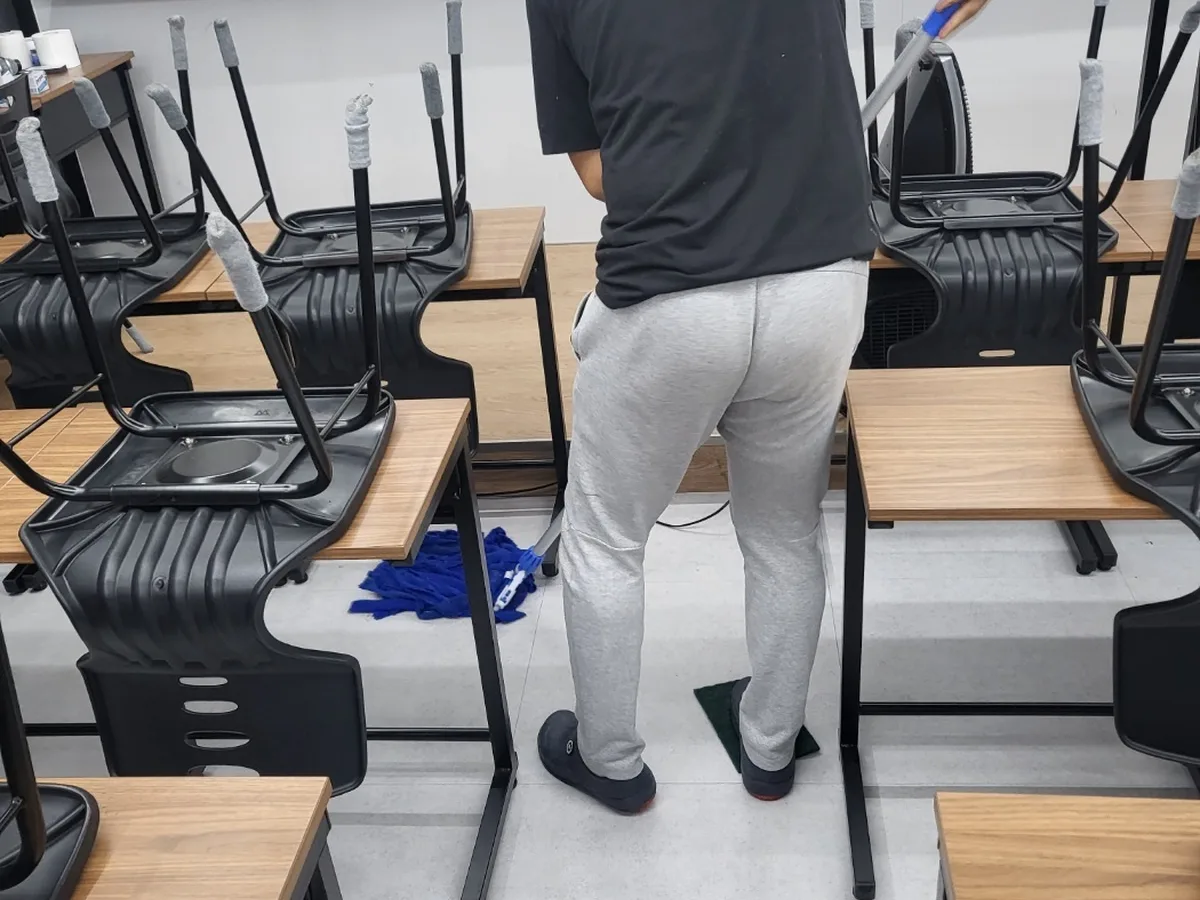 안동시 예안면 스터디카페 운영실·미팅룸 위생청소 사례 - 행진크린